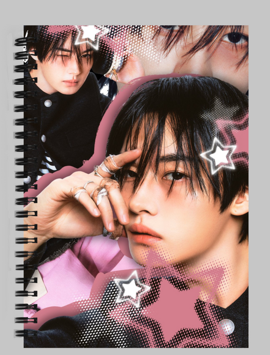 Lee know (SKZ) Anime Spiral Notebook